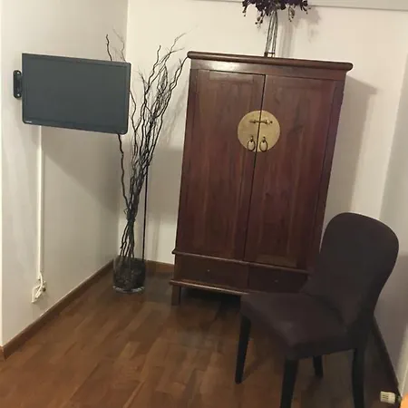 فندق مبيت وإفطار D'hotes Le Vieux Chene *